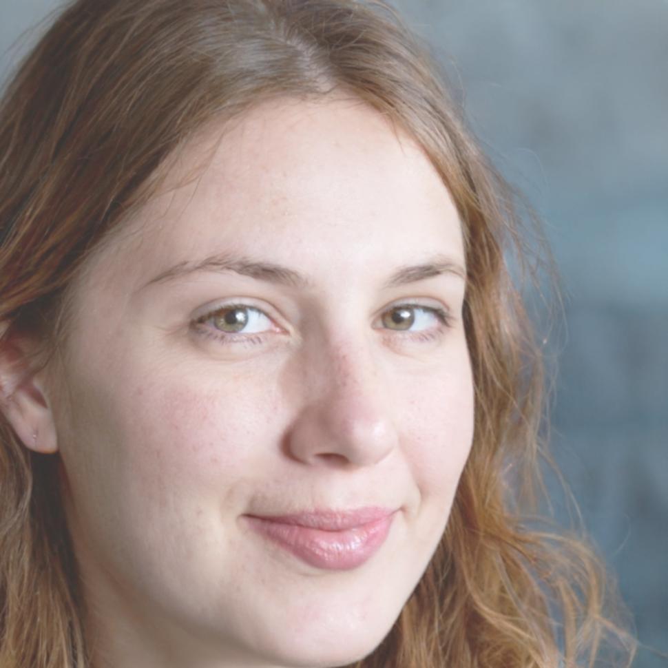 Formadora financiera especializada en presupuestos empresariales